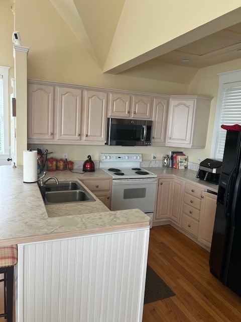 Kitchen before remodel on Bald Head Island